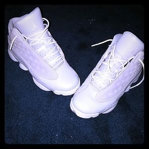JORDAN 13S YOUTH SIZE 6 youth